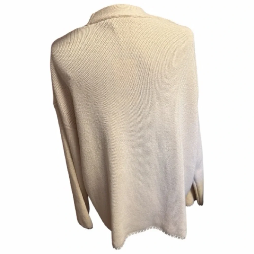 🆕 Zara Knit Cardigan With Contrast Topstitching in Cream - Picture 6 of 13